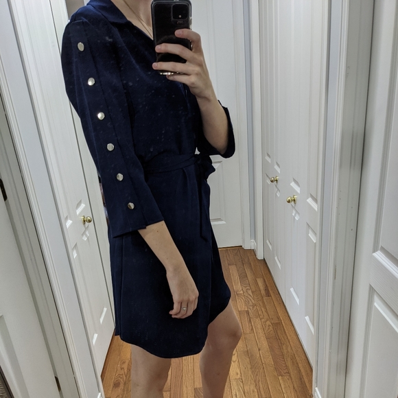 Dress - Picture 2 of 4